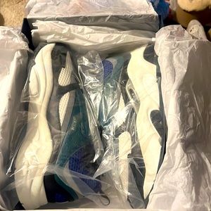 3616254628746
35N231YKC
4555
FIELMER Y B22 CALE MESH
$ 1,200